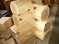 round logs corner